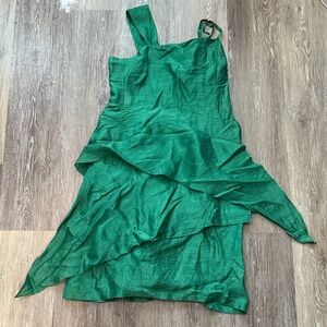 Zapa green linen dress